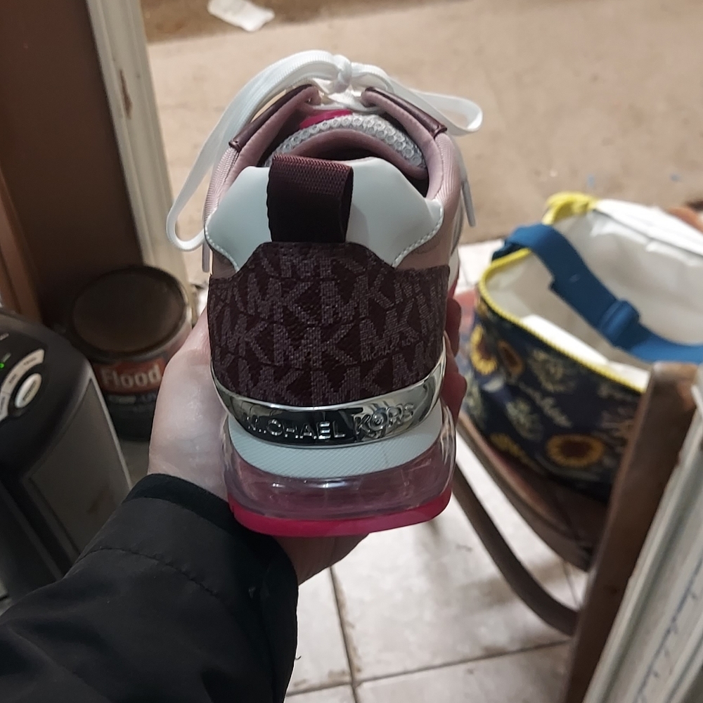 Micheal Kors Allie extreme trainers